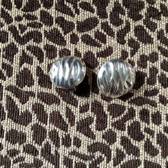 Vintage Sterling Silver Clip On Earrings Made In Mexico - Picture 3 of 8